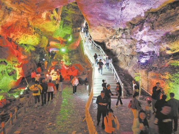 金橘策略 逃离城市热浪 尽享清凉秘境